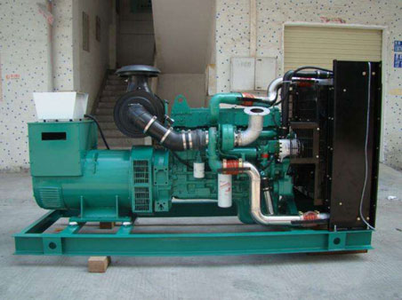 祁东1100kw康明斯柴油发电机组图片 祁东1100kw康明斯柴油发电机组图片